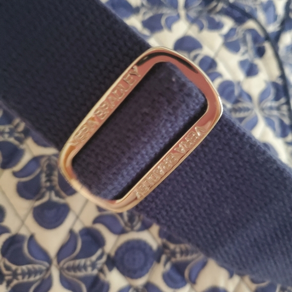 Vera Bradley Cobalt Tile Blue White Large Weekender Travel Bag - Picture 6 of 16